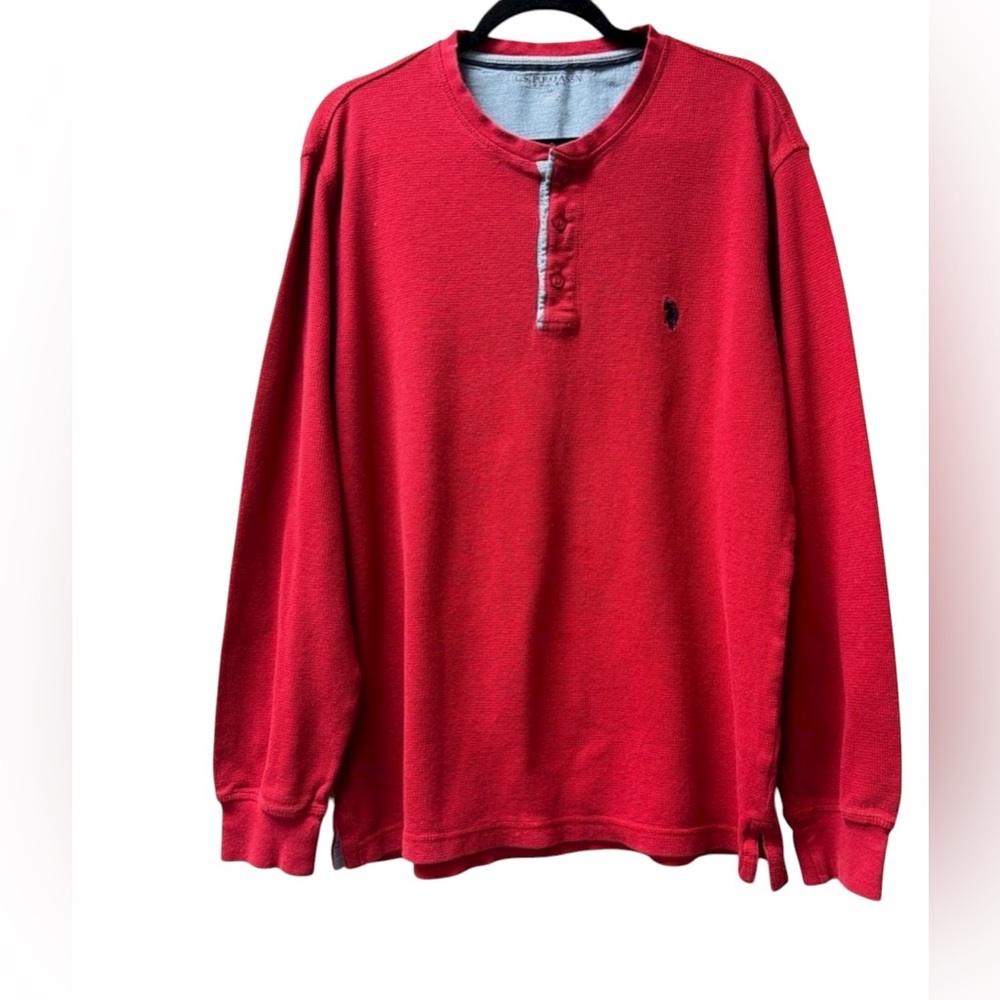 Men's Polo Assn. Red Waffel knit Henley Shirt in size XL